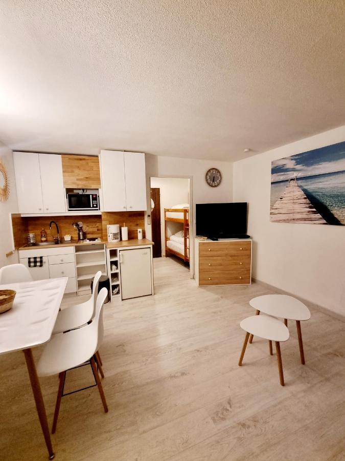 100 M De La Plage - Les Cigales De Mer - Studio Cabine - Parking Le Grau-du-Roi Exterior foto